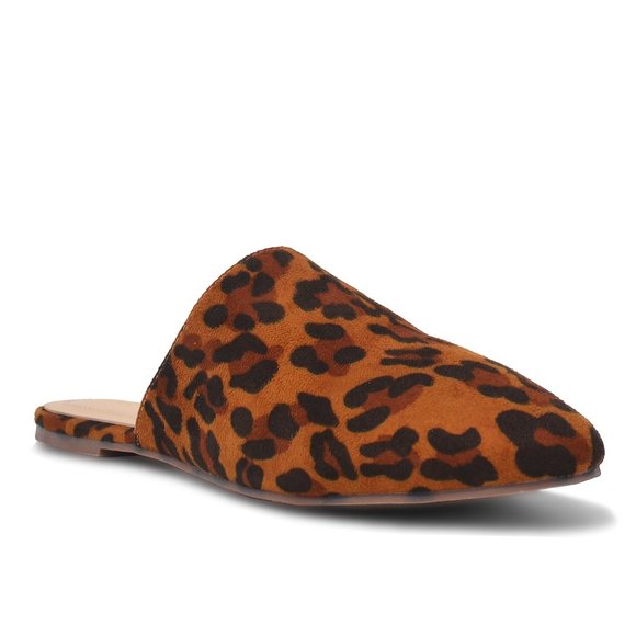 Women's Leopard Printed Close Toe Mules - Picture 2 of 4